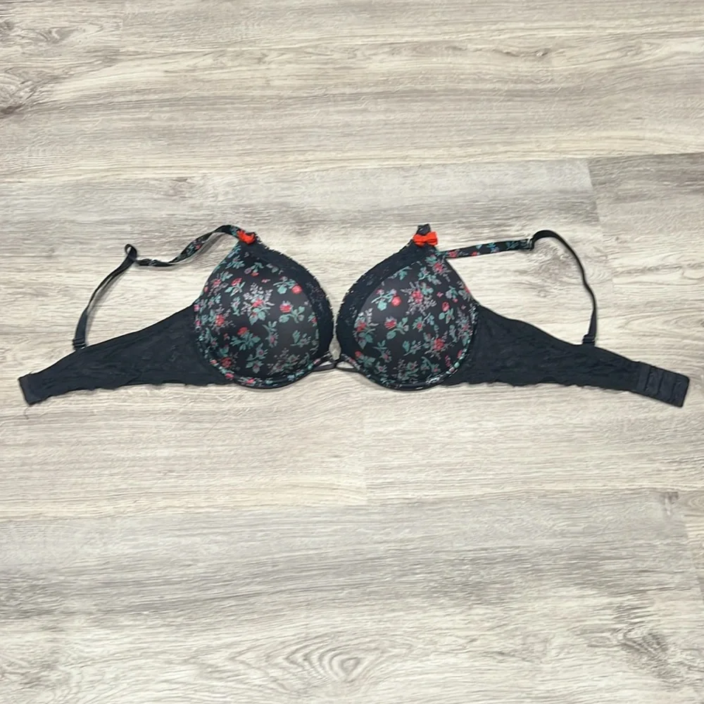 Women's Aerie Floral Black Emma Bra with Red and Green Accents